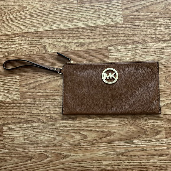Accessories - Michael Kors Wristlet